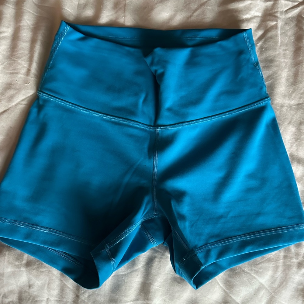 Lululemon Wunder Train Shorts